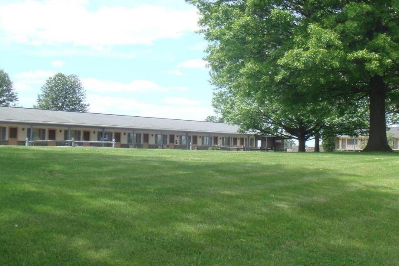 Travelodge By Wyndham Strasburg/Lancaster Amish Country Exterior photo
